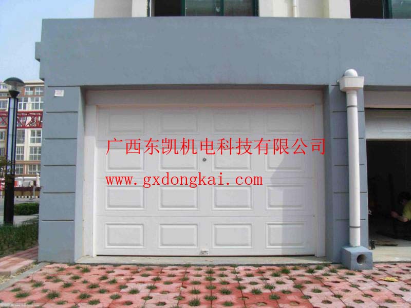 翻板車庫門CM-03
