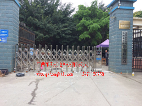 龍州縣公安局不銹鋼電動門